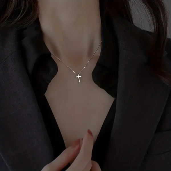 Collier Pendentif Croix