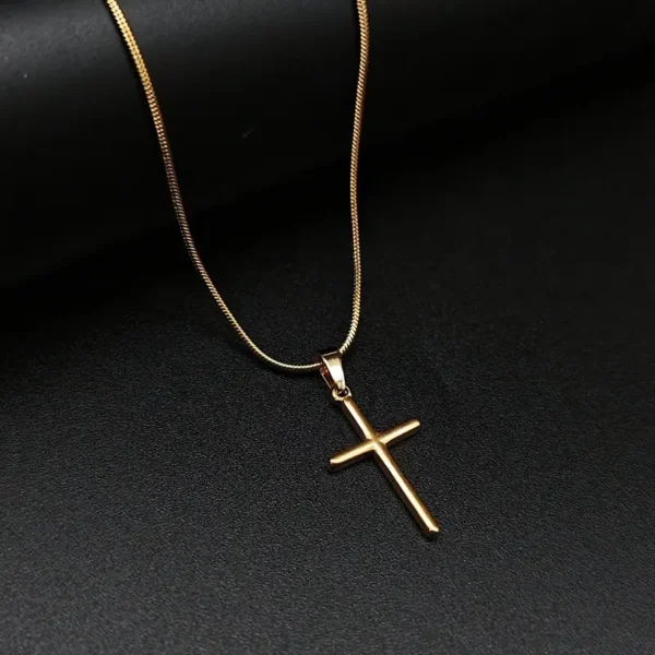 Collier pendentif croix en acier inoxydable plaqué or