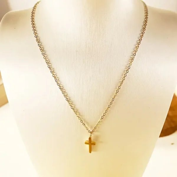 Collier Pendentif Croix