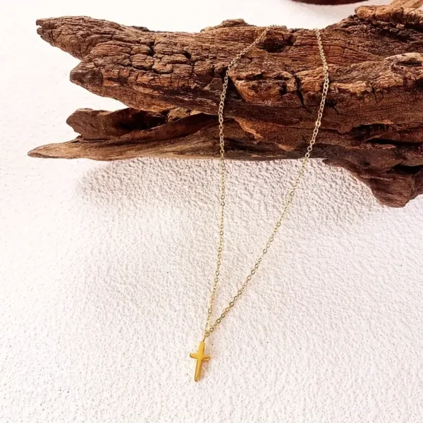 Collier Pendentif Croix