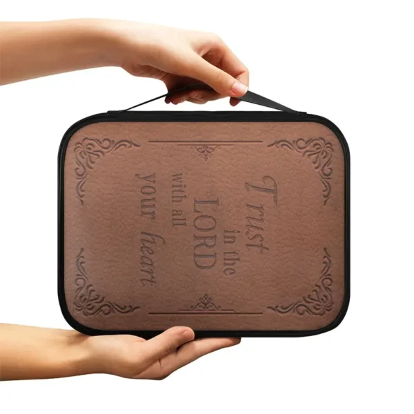 Couverture de la Bible en simili cuir