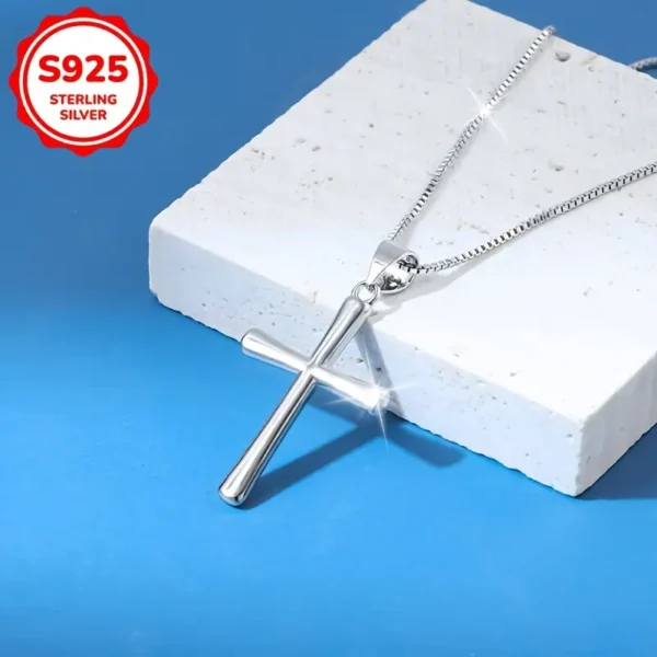 Collier pendentif croix argenté