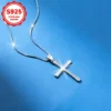 Collier pendentif croix argenté