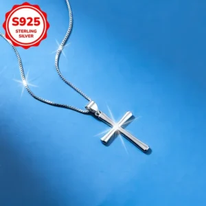 Collier pendentif croix argenté