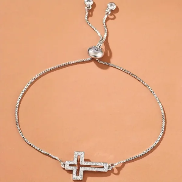 Bracelet Croix Élégant Ajustable avec Zircone Cubique
