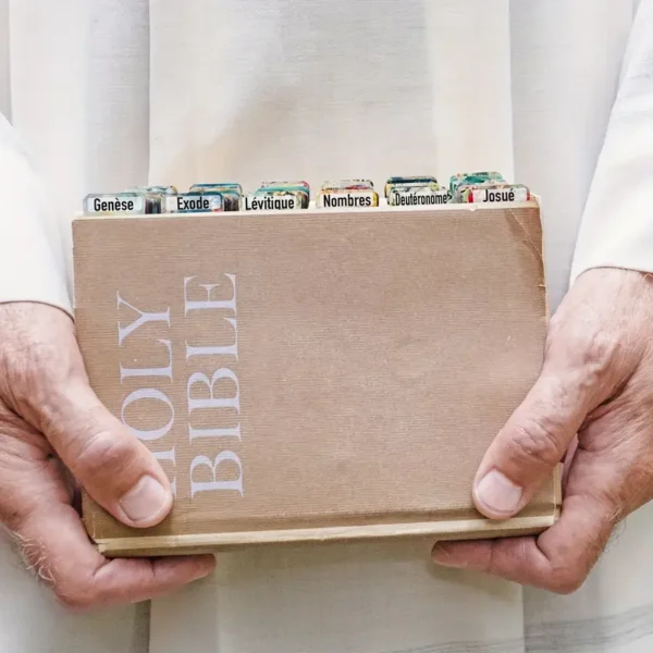 Onglets de la Bible Française à Grand Caractère avec Motif Floral